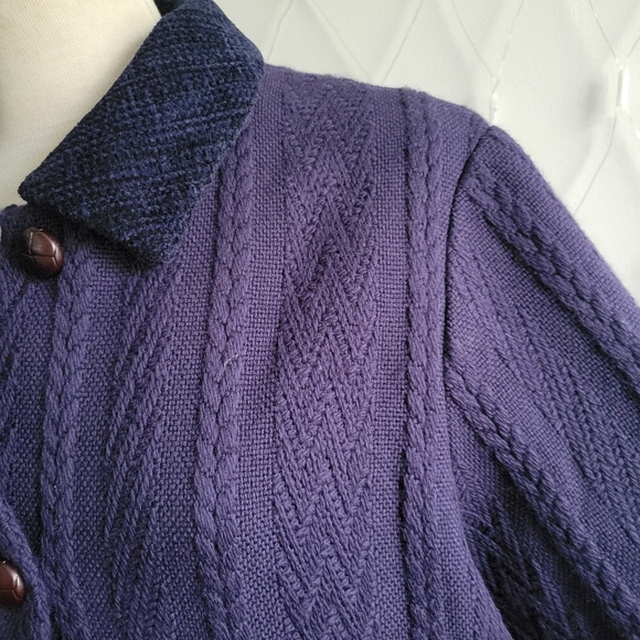 Vintage Wool Sweater Coat • Made In Ireland • Cable Knit • Tagged Medium - Picture 3 of 6